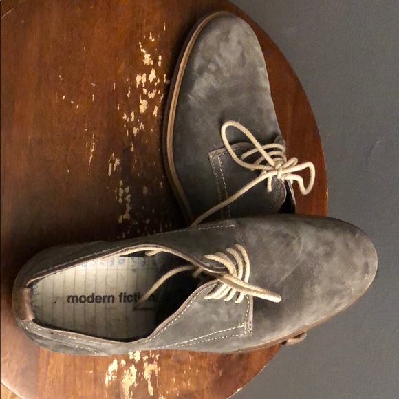 Worn once Modern Fiction size 9.5 suede - Picture 1 of 5